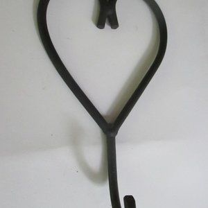 Wrought Iron Heart Shaped Wall Hook Handmade Vintage Metal Hanger